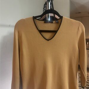 Women's Tan Sweater
